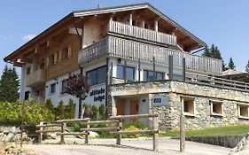 Altitude Lodge